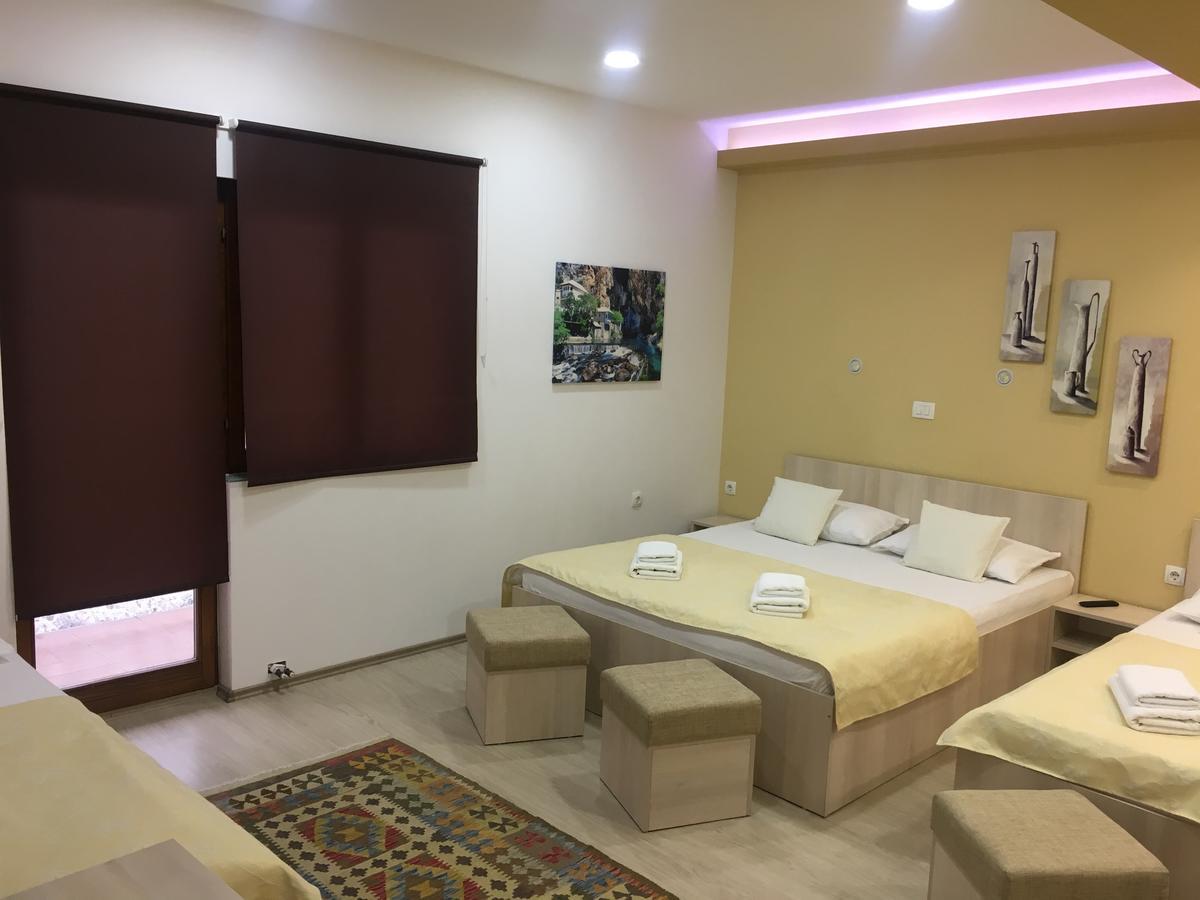 Guest House City Star Мостар Екстериор снимка